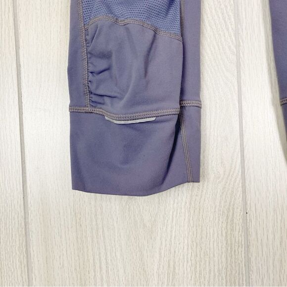 Athleta | Purple Gray Relay Capri Leggings Size Small - Picture 9 of 12